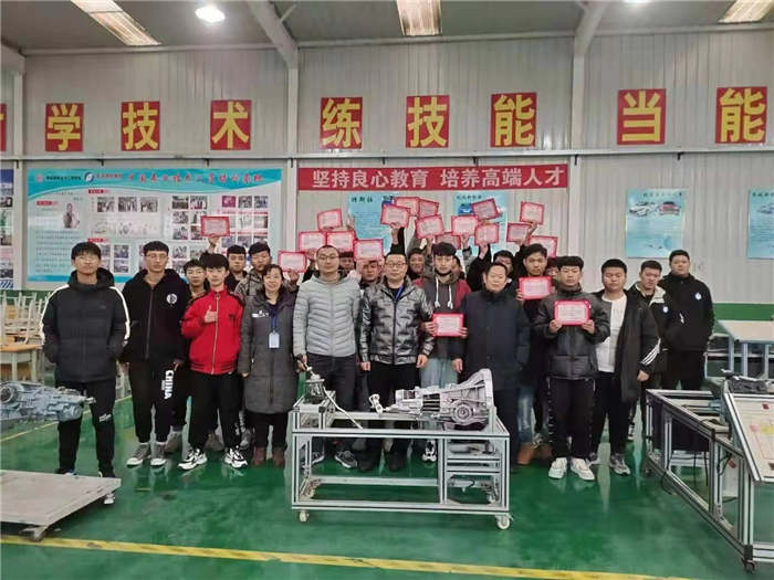 学生风采-保定中专学校